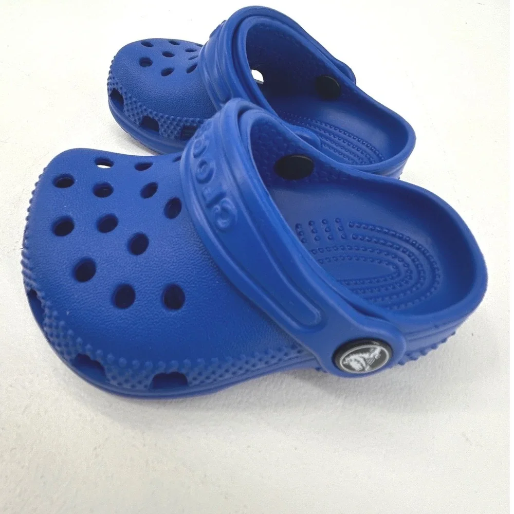 Crocs Classic Clog Royal Blue Kids Toddler Size 2 3 Slip On Water Shoes